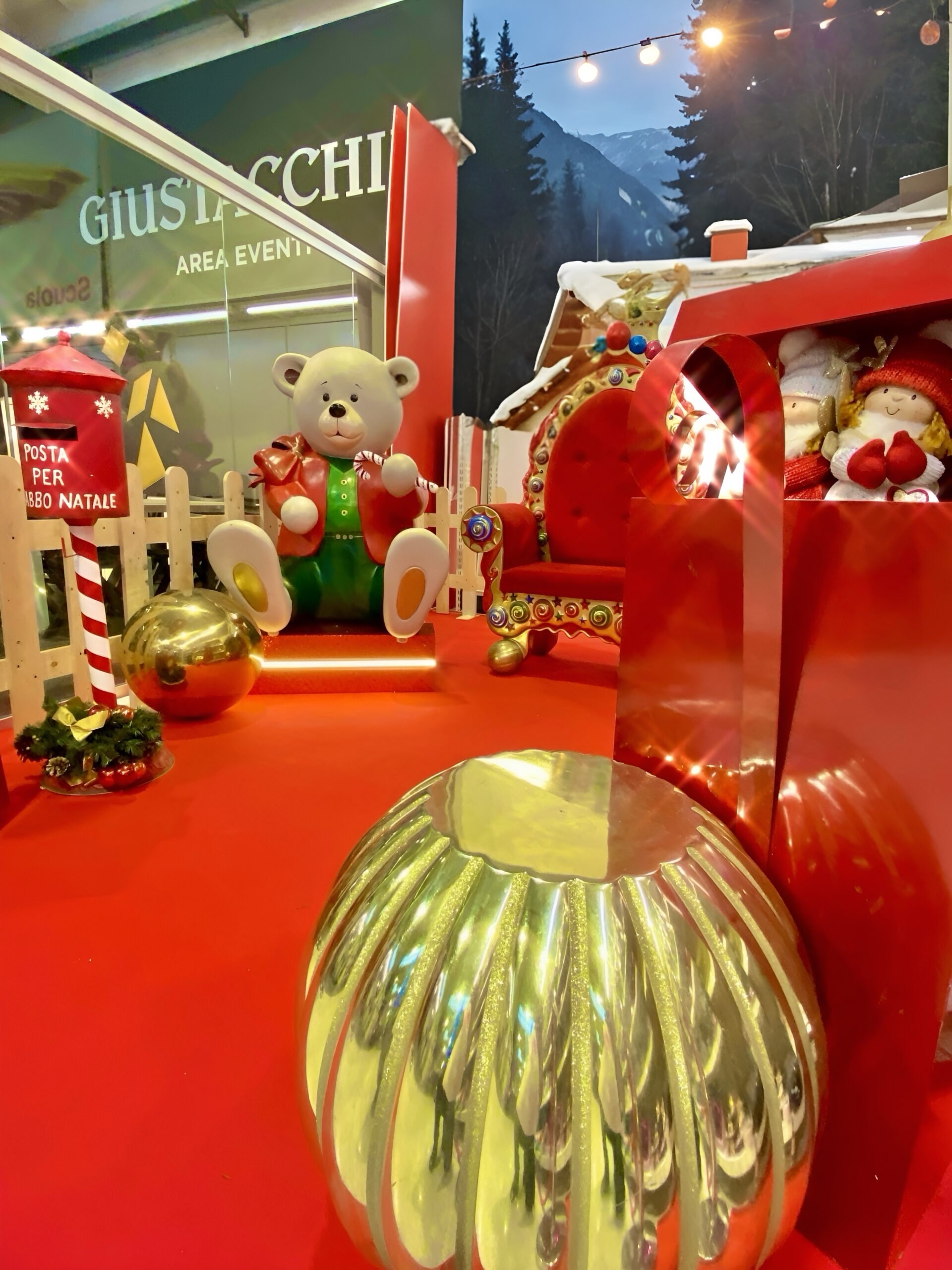 SALOTTO DI BABBO NATALE 2
